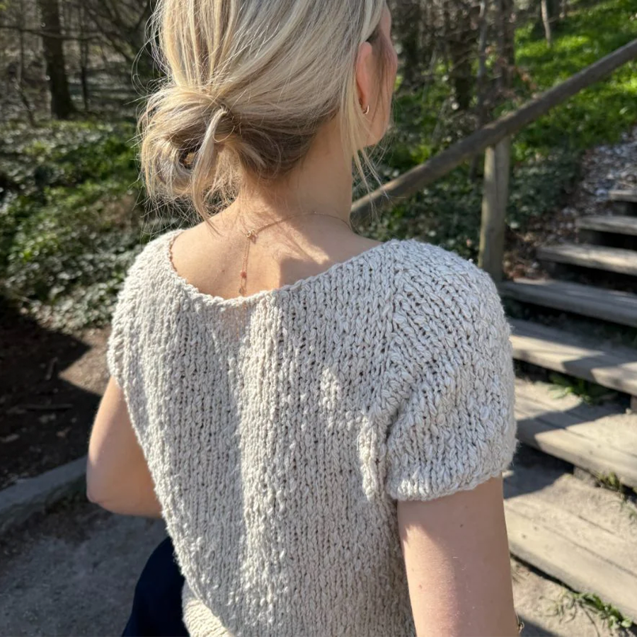 Wave Tee - Petiteknit opskrift