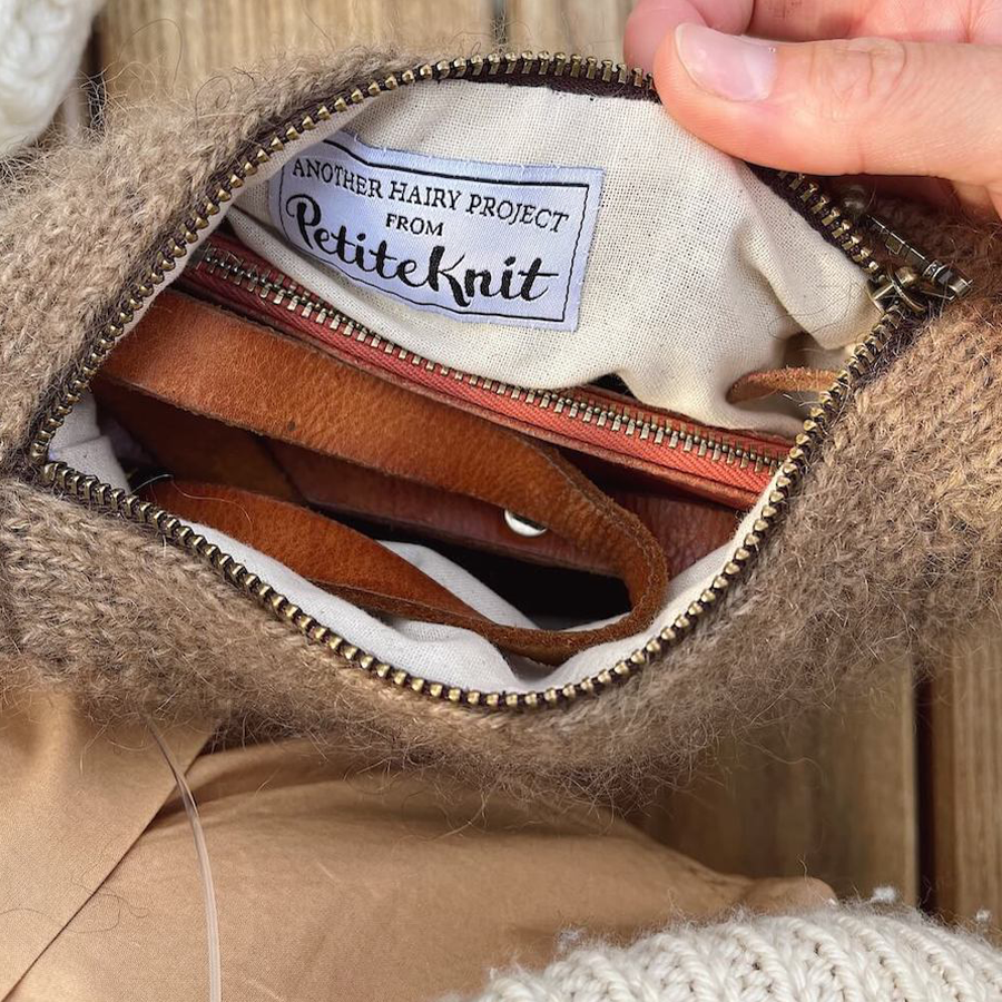 For til lille Clutch - fra Petiteknit