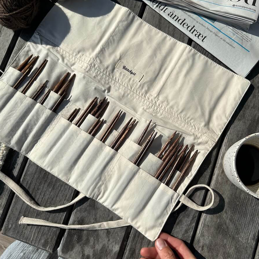 Petiteknit Knitter's Needle Case - Udskiftelige Rundpinde